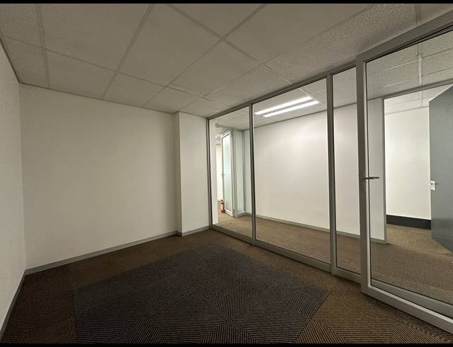 264M² OFFICE TO LET IN SANDTON CENTRAL